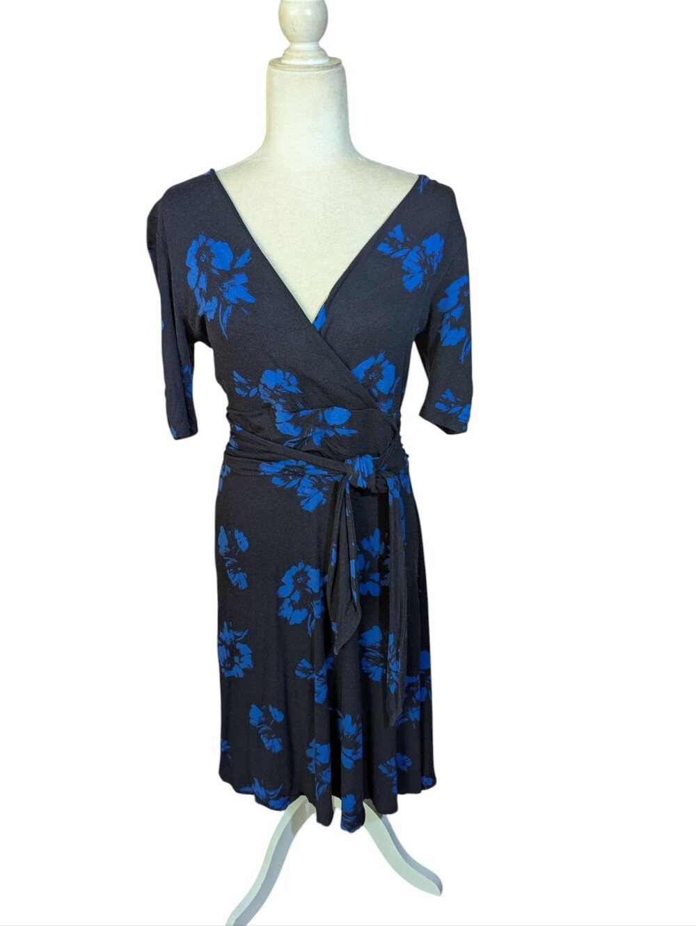 Hobbs London Black Wrap Dress Blue Floral Print Dark Academia V Neck Knit Sz 6 - Picture 6 of 7